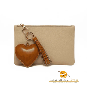 BAG CHARMS in EcoPelle - CUORE ♥️ - Colore: - by LacariaRicami.Store