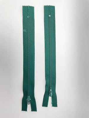 CERNIERA LAMPO 20 Cm - Colore: 018 - VERDE SCURO - by LacariaRicami.Store