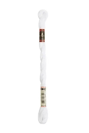 COTONE PERLÉ MÉDIUM - DMC - Colore: 5 M - B5200 - by LacariaRicami.Store