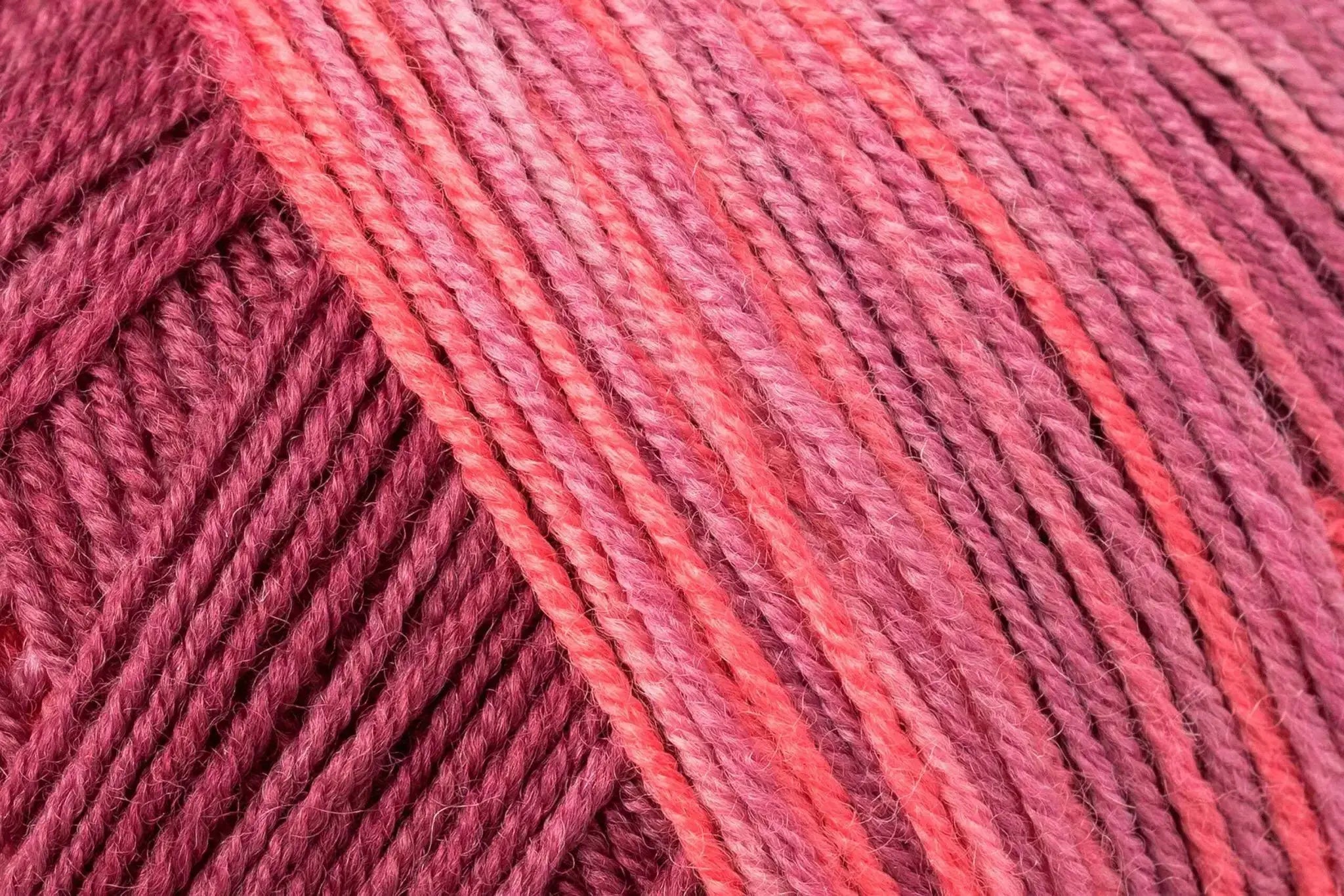 Lana MERINO EXTRAFINE 285 LACE - Schachenmayr - 00581 - Rosso cabernet - LacariaRicami.Store