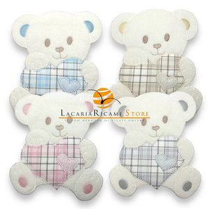 APPLICAZIONE Ricamata Termoadesiva - ORSETTO Con Cuore - Colore: - by LacariaRicami.Store