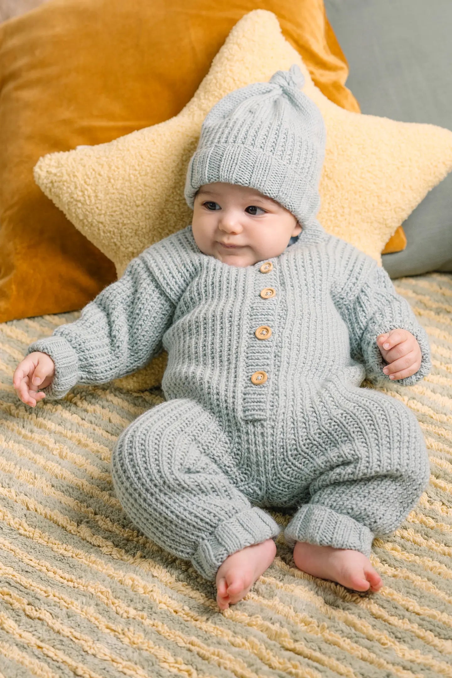 Book Baby - Maglia libro di modelli - DMC - Colore: - by LacariaRicami.Store