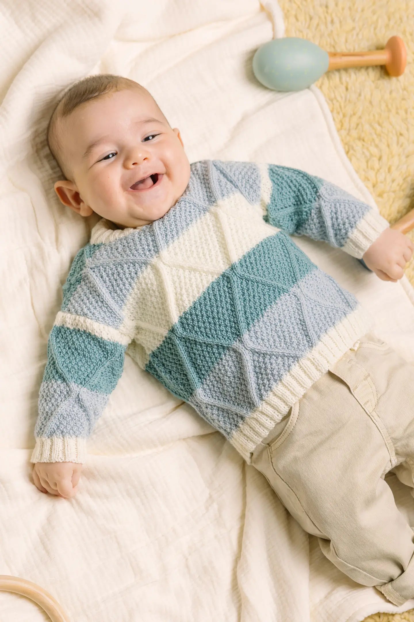 Book Baby - Maglia libro di modelli - DMC - Colore: - by LacariaRicami.Store