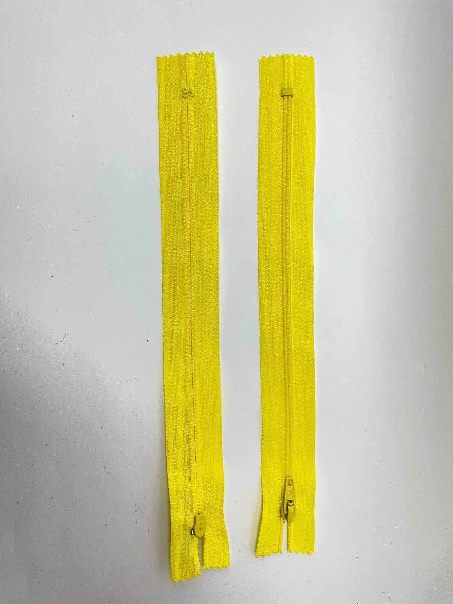 CERNIERA LAMPO 20 Cm - - LacariaRicami.Store