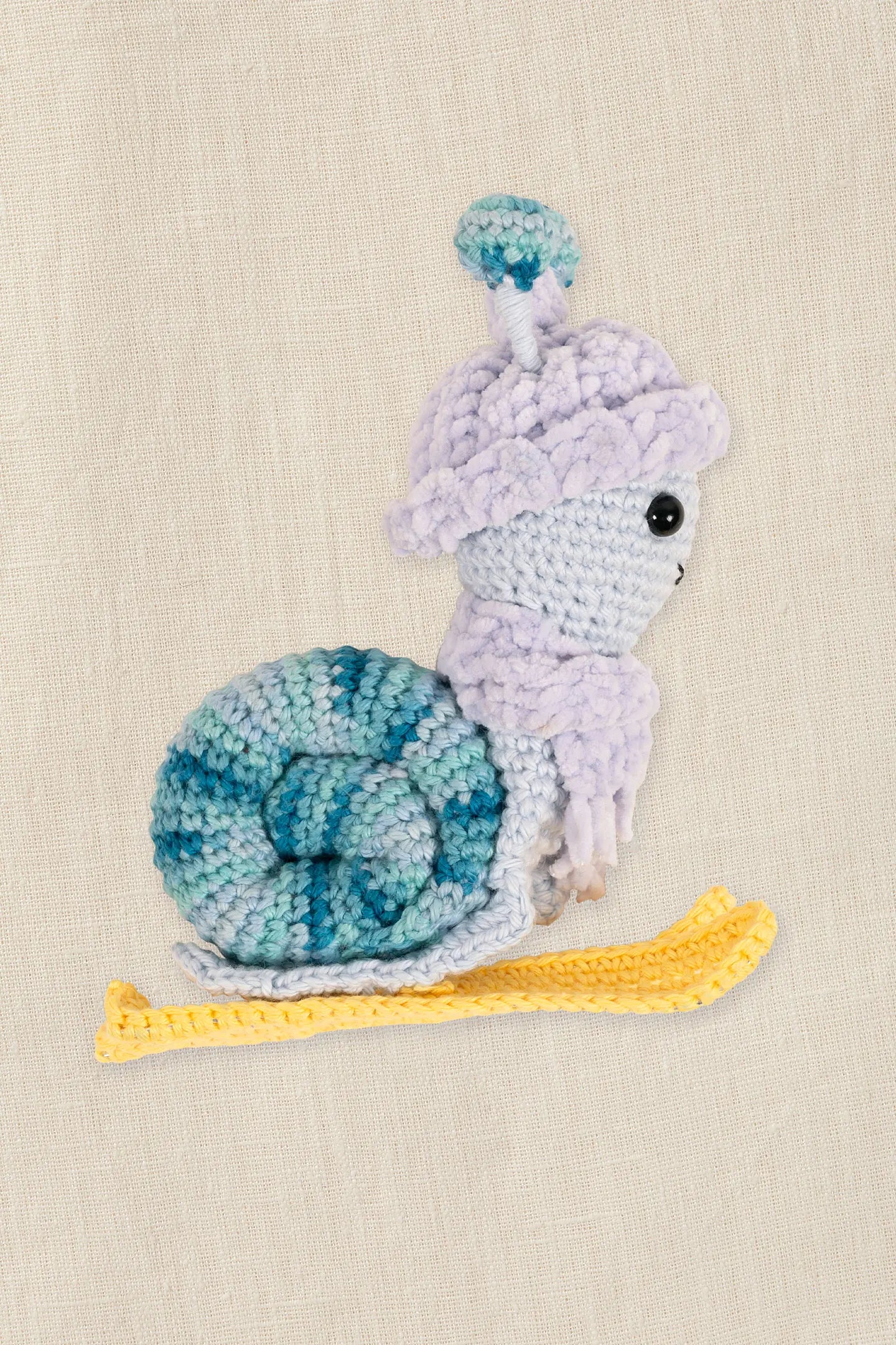 KIT Amigurumi Lumaca Sciatrice Intermedio - DMC - LacariaRicami.Store