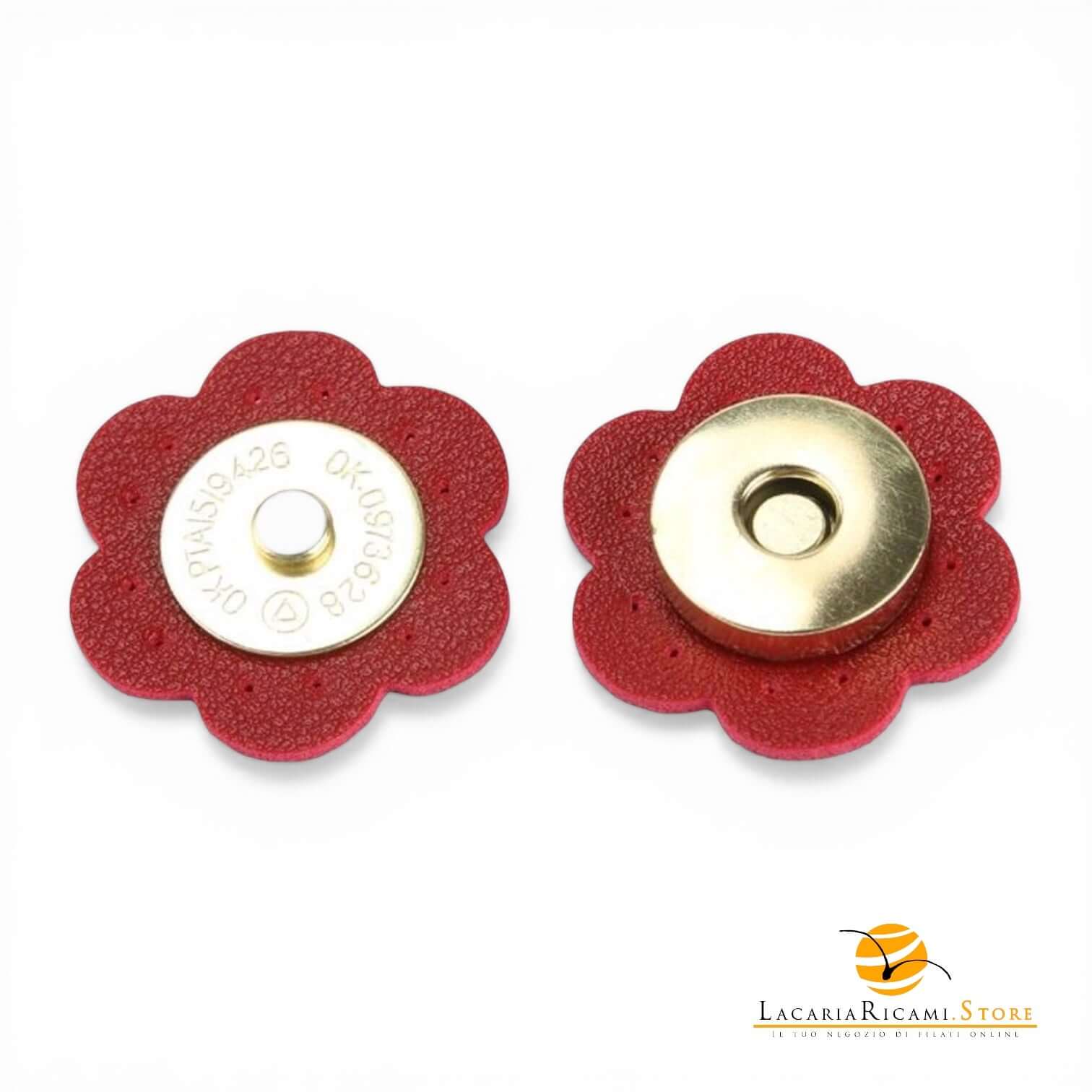 Chiusura magnetica in ecopelle cucibile per borse - Fiore | MAF Accessories - Colore: 56251 - ROSSO - by LacariaRicami.Store