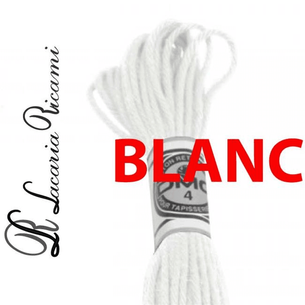 08 / BLANC